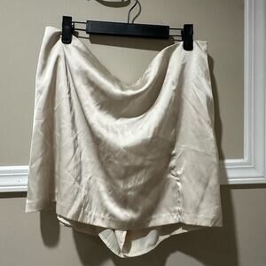 Abercrombie & Fitch‎ Cream Skirt